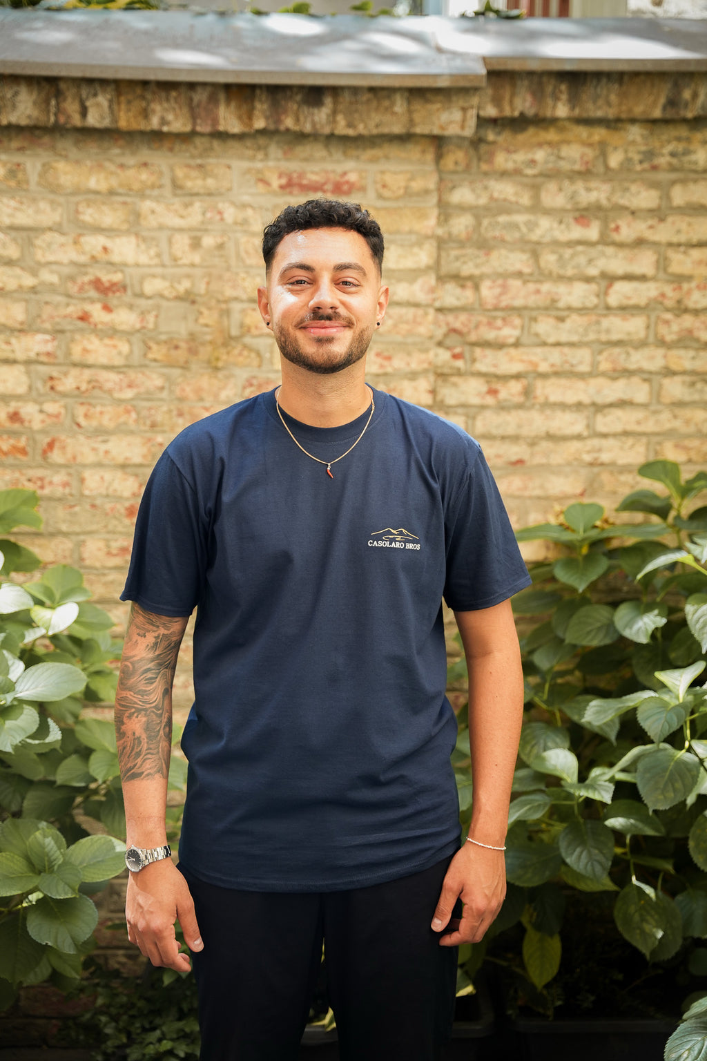 „Sorry if we are too loud…we are Italians🤌🏼“ T-Shirt Blue