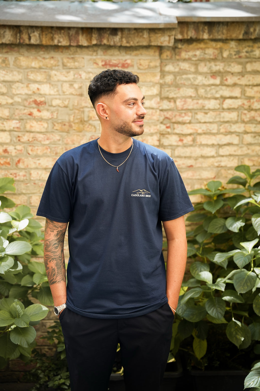 „Sorry if we are too loud…we are Italians🤌🏼“ T-Shirt Blue