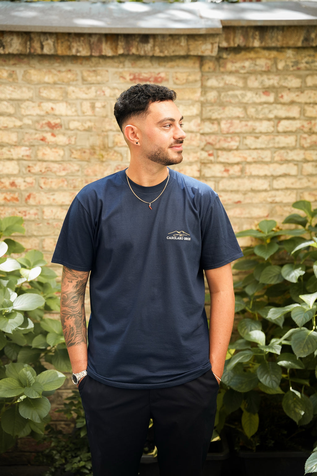 „Sorry if we are too loud…we are Italians🤌🏼“ T-Shirt Blue